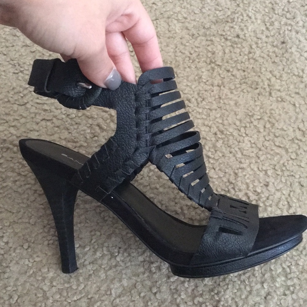 Bandolino black heeled sandal